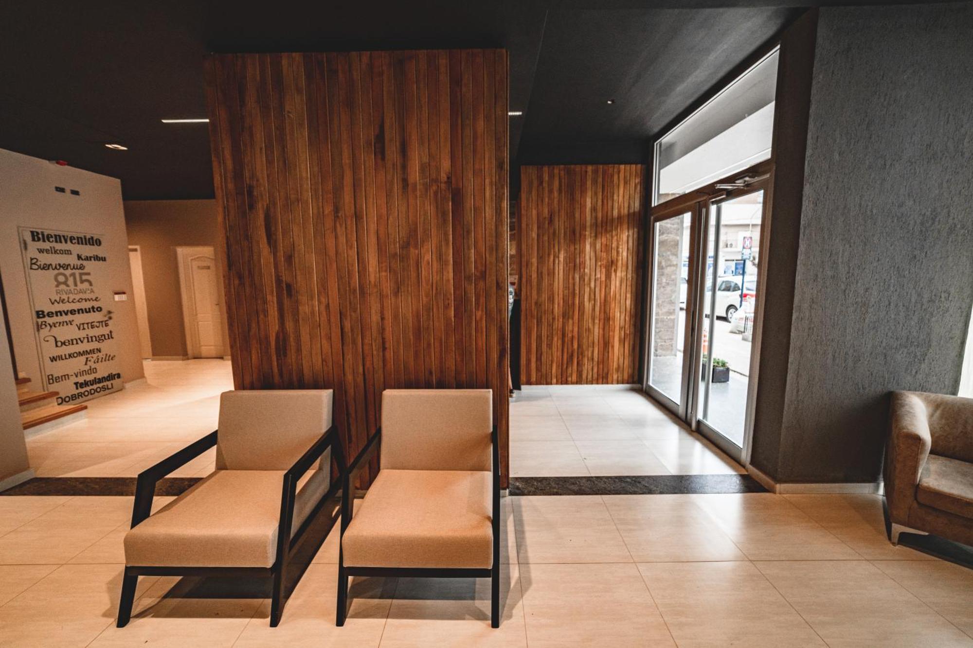 Apart Hotel Rivadavia 815 Neuquén エクステリア 写真