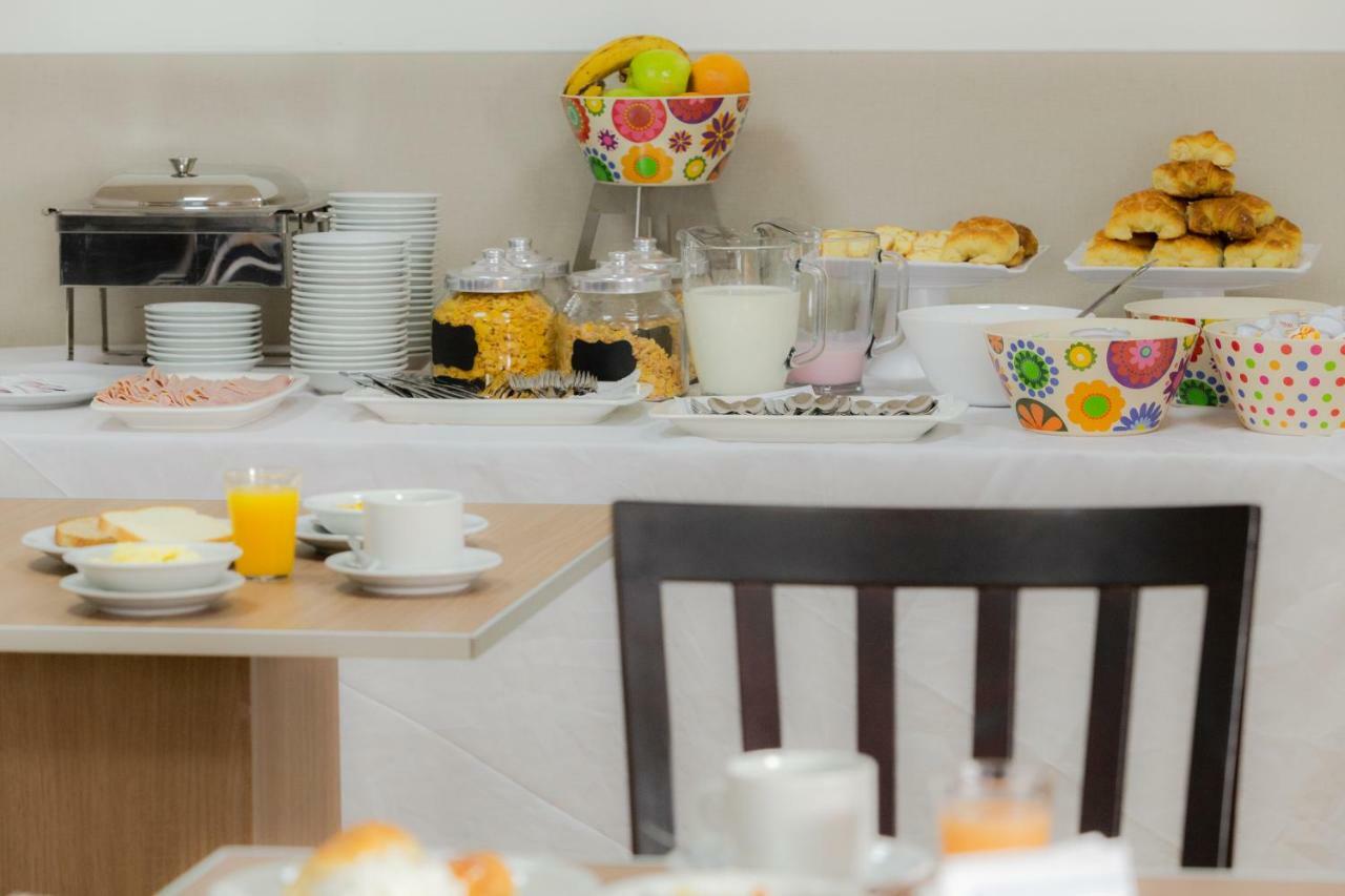 Apart Hotel Rivadavia 815 Neuquén エクステリア 写真