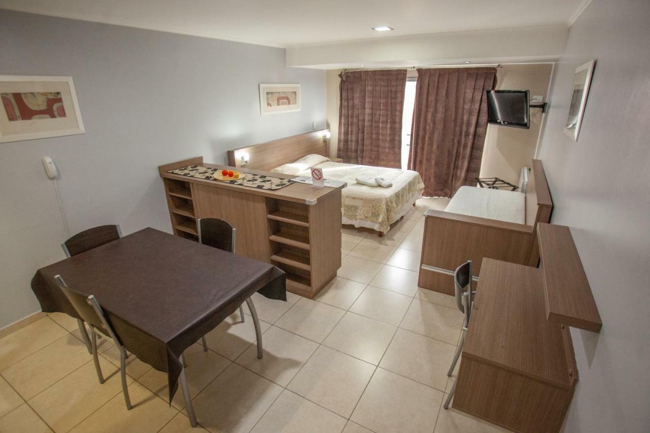 Apart Hotel Rivadavia 815 Neuquén エクステリア 写真