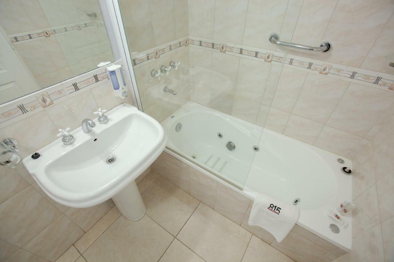 Apart Hotel Rivadavia 815 Neuquén エクステリア 写真
